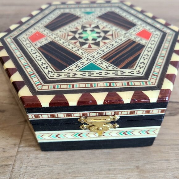 Laguna Spanish mosaic Marquetry wooden inlaid hexagon jewelry box with mirror. - Picture 2 of 7
